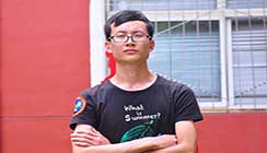 <b>落榜的他沒復(fù)讀，選擇四川新華成就自己</b>