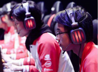 <b>提前探秘 新華互聯(lián)網(wǎng)科技四大新專業(yè)神秘面紗</b>