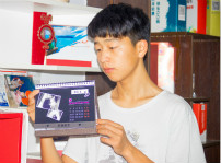 <b>努力，只是為了讓自己不再迷茫</b>