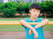 <b>花無重開日，人無再少年</b>