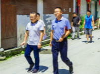 <b>一路北上，四川新華松潘電商幫扶攻堅(jiān)戰(zhàn)吹響沖鋒號</b>