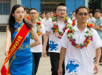 <b>憶青春.再相聚四川新華2018年第十屆榮譽(yù)校友母校行成功舉行</b>