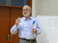 <b>加拿大著名國際設(shè)計大師皮埃爾博士來新華交流講學(xué)</b>