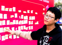 <b>人無遠(yuǎn)慮，必有近憂，用最多的夢想去面對未來</b>