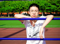 <b>王純菲|輟學(xué)路上，重拾希望與未來不期而遇</b>