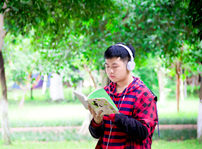 <b>感謝家人的支持，讓我在新華的天空下以夢為馬</b>