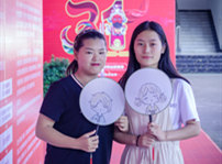 <b>在校學(xué)習(xí)不到一年，半年收入6W+,她們是如何做到的？</b>