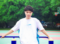 <b>選擇一所好學(xué)校，選擇一個好未來！</b>