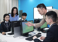 <b>阿里來(lái)了！新華·阿里云“校企聯(lián)盟·人才共建”發(fā)布會(huì)即將啟動(dòng)！</b>