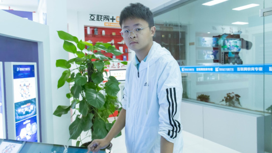 <b>2019四川新華優(yōu)生優(yōu)干專訪之吳珂羽</b>