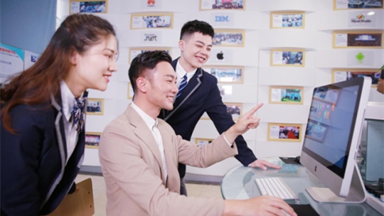 <b>【媒體關(guān)注】新華電腦聯(lián)合央視頻為廣大學(xué)子定制免費(fèi)課程</b>