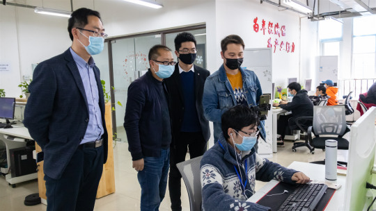 <b>名企研學(xué)游，跟著創(chuàng)業(yè)大咖走進(jìn)游戲動(dòng)畫的世界</b>