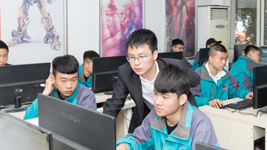 <b>職業(yè)教育成就美好人生</b>