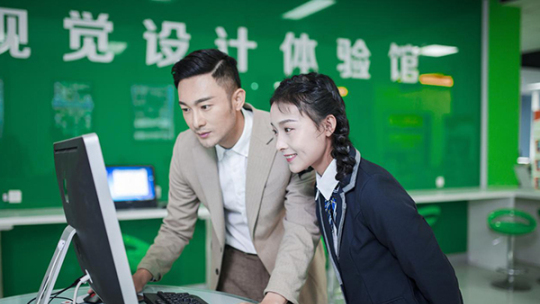 <b>【媒體關(guān)注】新華發(fā)放百萬補(bǔ)貼金</b>