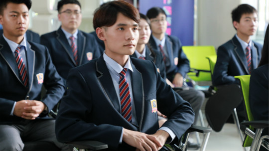 <b>國際設(shè)計(jì)大賽獲獎(jiǎng)?wù)吒嬖V你，拿獎(jiǎng)其實(shí)很簡單~</b>