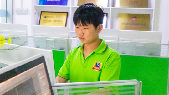 <b>為夢想，乘風(fēng)破浪</b>