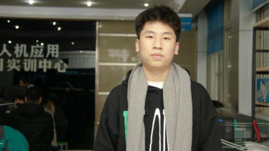 <b>少年當(dāng)自強(qiáng)，來(lái)新華圓兒時(shí)夢(mèng)想</b>