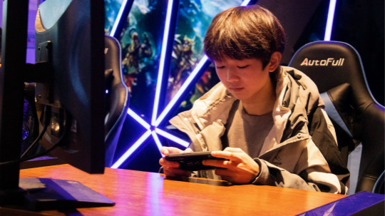 <b>青春不迷茫！電競(jìng)是夢(mèng)想，也是我前進(jìn)的力量！</b>