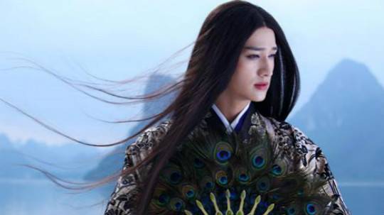 <b>瞞不住了！4月28日明星與新華學(xué)子要“開黑”！</b>