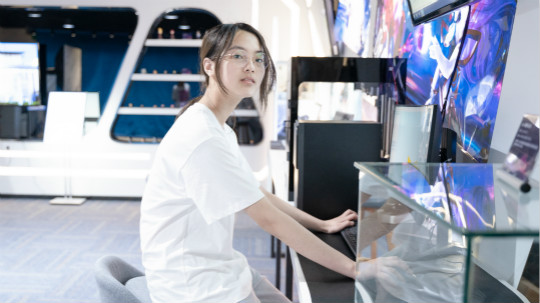 <b>樊思彤：希望畢業(yè)后可以找到自己心儀的工作！</b>