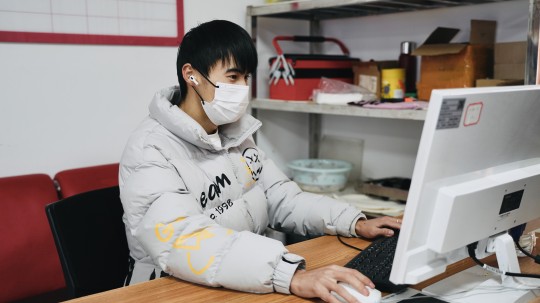 <b>優(yōu)秀學(xué)子|披星戴月，盡心竭力</b>