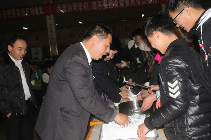 做湯圓，猜燈謎，嗨到停不下來