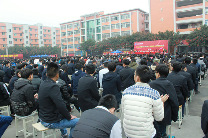 職業(yè)教育就是就業(yè)教育，校企合作再上新臺(tái)階