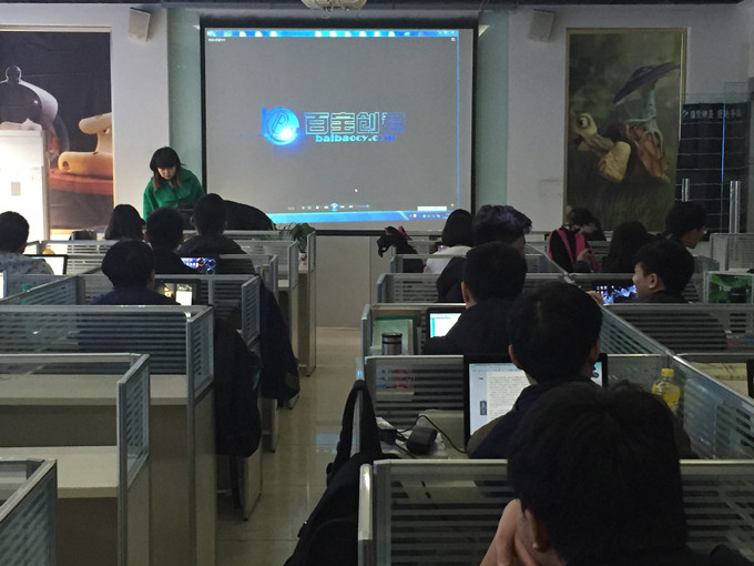 畢業(yè)季，新華學(xué)子受企業(yè)青睞