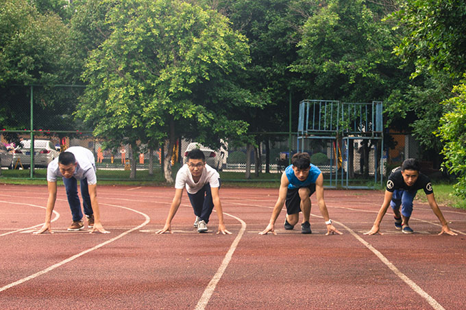 周良洪：老師和同學(xué)眼中公認(rèn)的優(yōu)秀學(xué)生