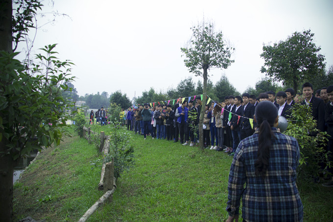 四川新華受邀參加農(nóng)村電子商務產(chǎn)業(yè)融合研討交流會