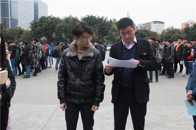 長得帥氣是優(yōu)勢，活得帥氣才是本事