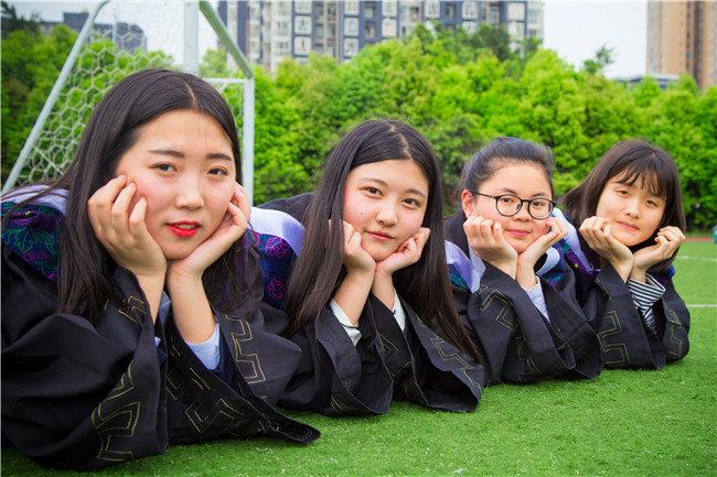 畢業(yè)了：感恩母校，放飛夢(mèng)想！