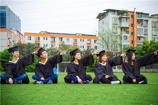 畢業(yè)了：感恩母校，放飛夢(mèng)想！