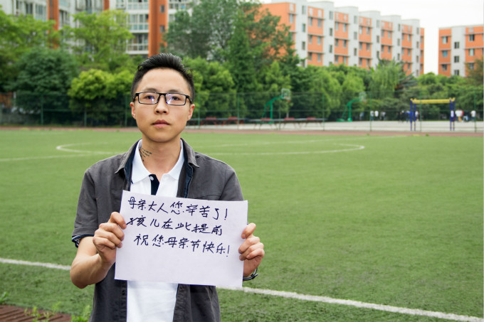 在母親節(jié)來臨之際，他們有些話想對母親說