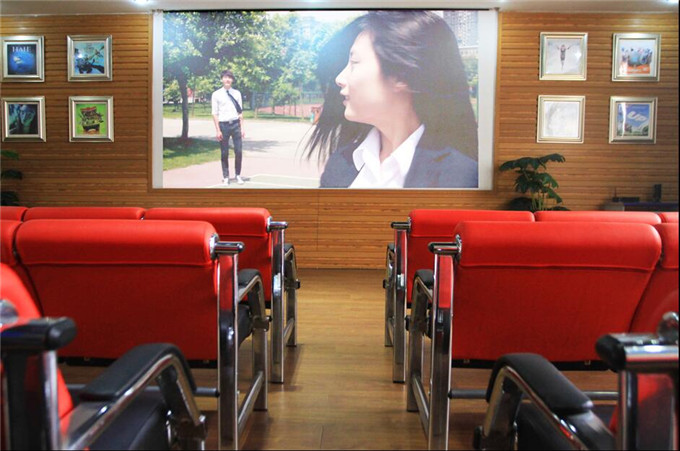 競技時代CEO李金龍老師已抵蓉，下午開講！