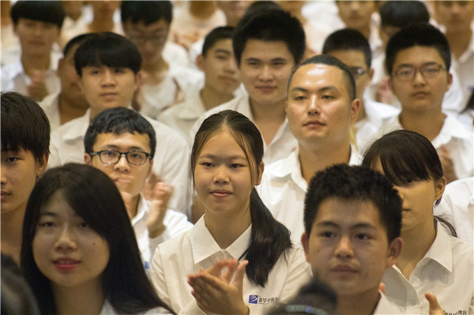 看VR如何造世界！造未來(lái)！