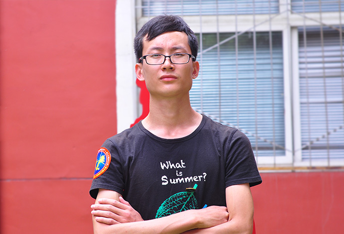 落榜的他沒復讀，選擇四川新華成就自己