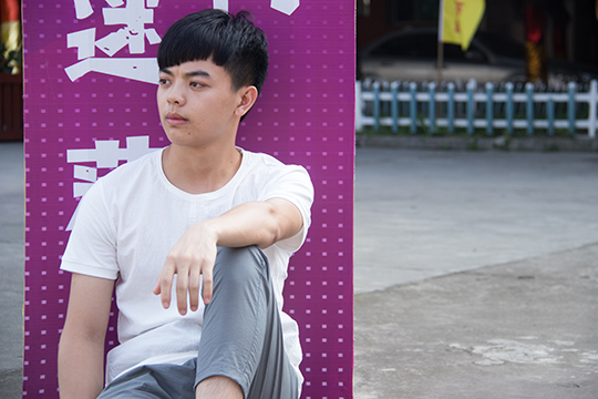 來四川新華，是比較之后的選擇