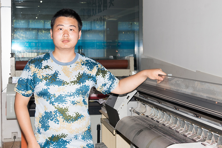 家長(zhǎng)：看好我校的品牌和教學(xué)質(zhì)量