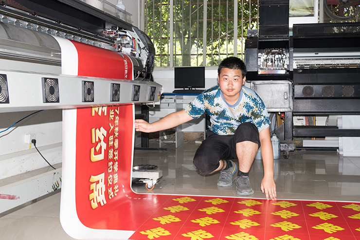 家長(zhǎng)：看好我校的品牌和教學(xué)質(zhì)量