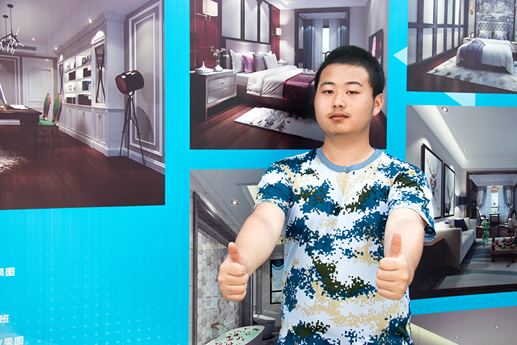 家長(zhǎng)：看好我校的品牌和教學(xué)質(zhì)量