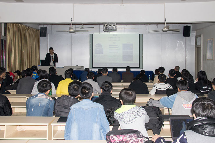 天氣涼，四川新華技能大賽火熱舉辦，學(xué)子露鋒芒