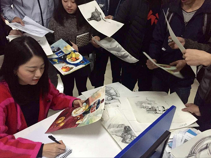 天氣涼，四川新華技能大賽火熱舉辦，學(xué)子露鋒芒