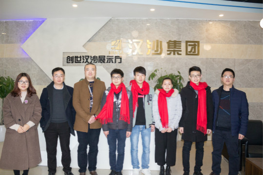 冬季大回訪，新華送溫暖