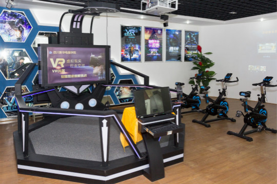 又雙叒叕上央視，看新華互聯(lián)網(wǎng)科技助力中國職教夢！