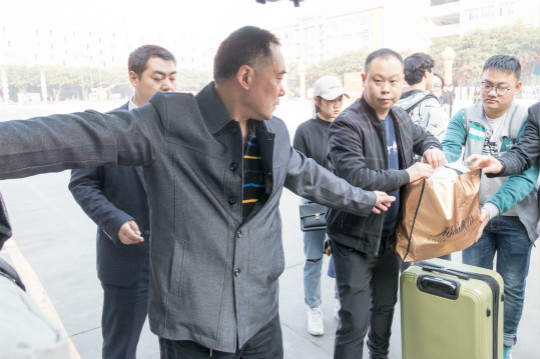 學院成功舉辦歡送2018級畢業(yè)生赴上海德絢科技就業(yè)儀式