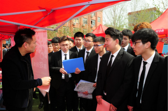 新華互聯(lián)網(wǎng)科技專業(yè)升級永不止步