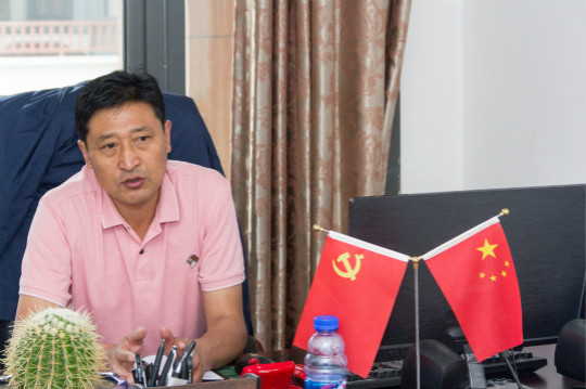 熱烈祝賀四川新華電腦學(xué)院對口松潘縣電商扶持項目成功簽約!