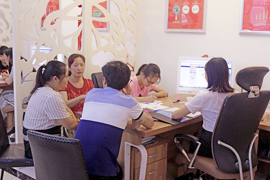 四川新華秋招火爆進(jìn)行中，每個(gè)孩子的夢(mèng)想都值得被善待