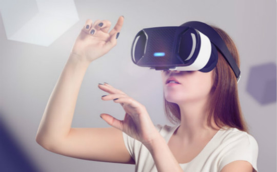 老師來(lái)了·與你一起期待《VR場(chǎng)景交互應(yīng)用》這堂課！